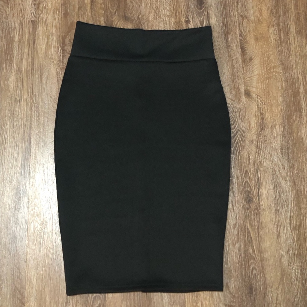 NWT - Revamped Black High-Waist Pencil Skirt - Picture 7 of 7